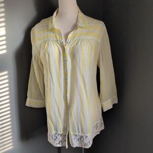 Vtg EDME &ESYLITE Striped Yellow and White Women's Top with Lace Trim